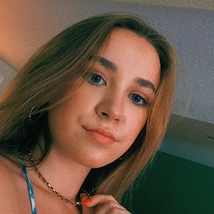 Meet your Posher, Mykaela